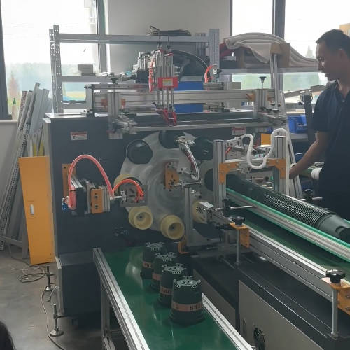 The all-new upgraded 4th generation: full-automatic printing machine for gallon pots and screen printing machine for blueberry buckets. Debugging has been completed for the flower pot boss, and another batch can be transported in one truck 🚗. Also available: full-automatic screen printing machine for gallon pots, and white-coating machine for blueberry buckets. #Kangrong Printing Machinery